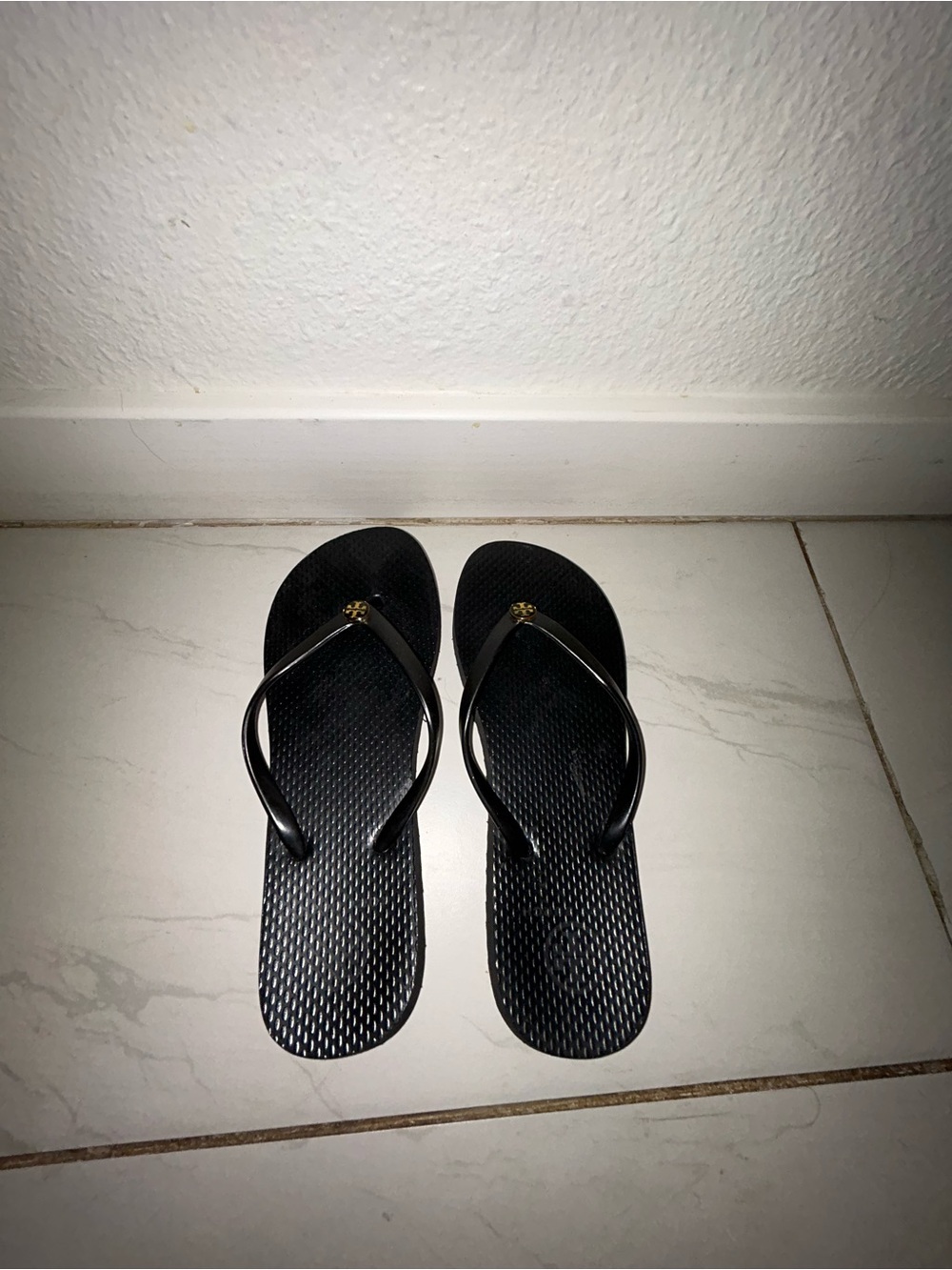 Tory Burch Black Women's Flip Flop Sandals - Classic Everyday Style